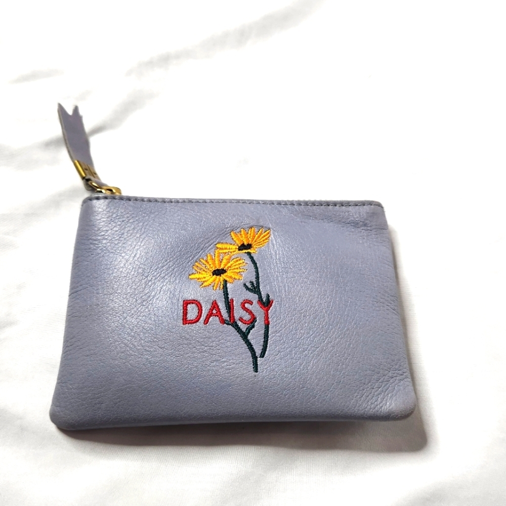 Madewell Daisy Embroidered Wristlet
